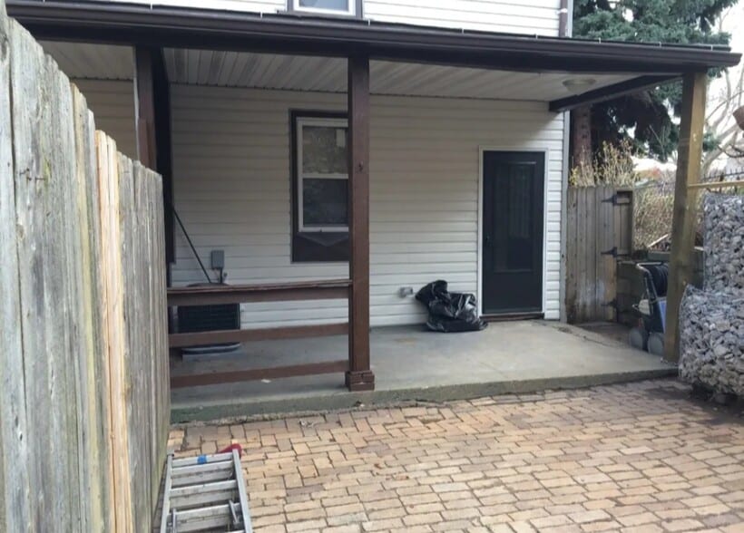 Building Photo - 1310 Mifflin St