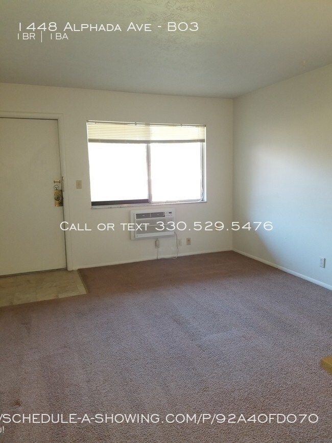 Building Photo - 1448 Alphada Ave