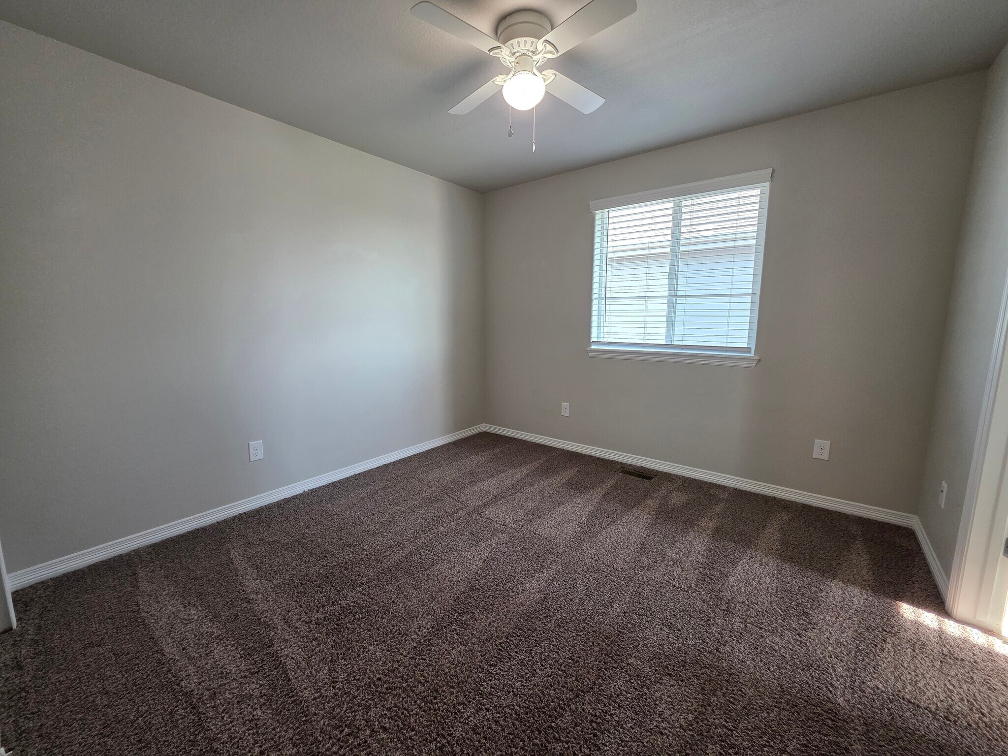Building Photo - 6535 Weiser Dr