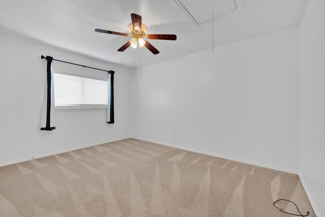 Building Photo - Charming 3-Bedroom, 2.5-Bath Home with Spa...