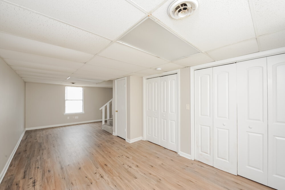 Building Photo - 2687 Del Ridge Dr