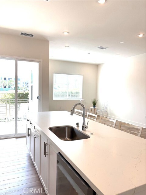 Building Photo - 7267 Aura Cir
