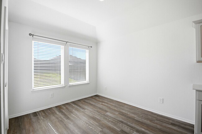 Building Photo - 40758 Rosemary Rain Ln