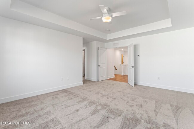 Building Photo - 306 Pilot St