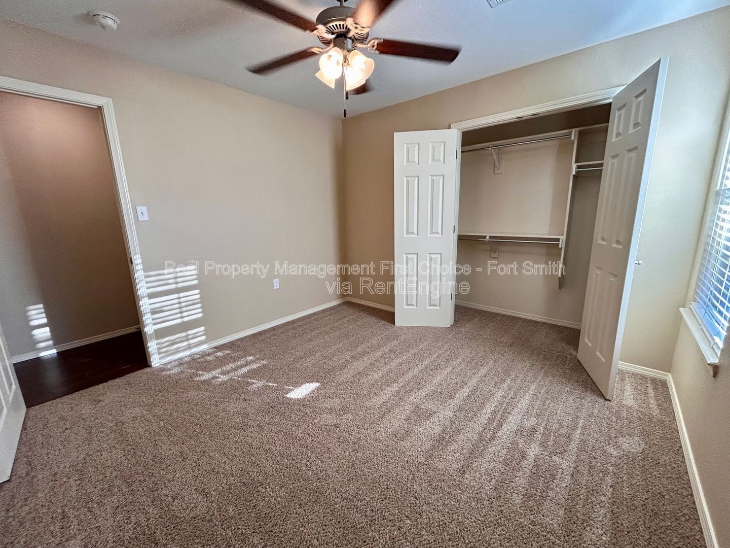 Building Photo - 420 Ridge Point Dr