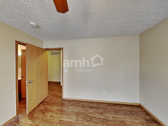 Building Photo - 239 Galloway Ridge Dr