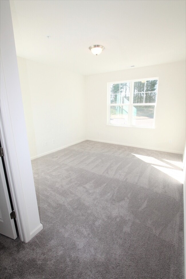 Building Photo - 10280 Rose Meadow Ln