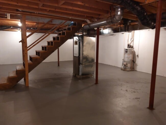 Building Photo - 37 Bush St