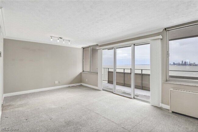 Building Photo - 12900 Lake Ave