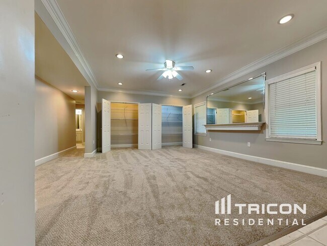 Building Photo - 1410 Bentwater Dr
