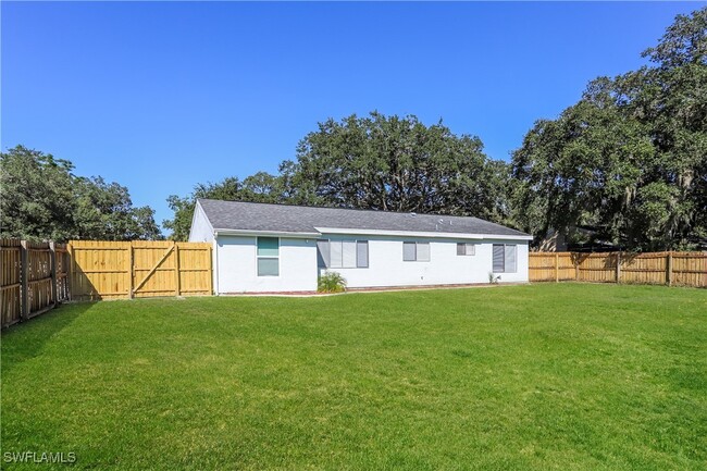 Building Photo - 4691 McKibben Dr