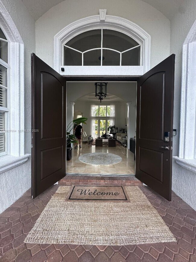 Building Photo - 19038 Park Ridge St