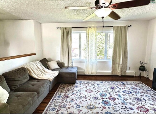 Building Photo - 4-Bedroom Fairbanks Home with Garage, Deck...