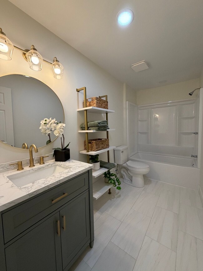 Building Photo - 208 Crestone Dr