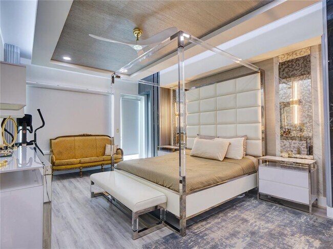 Building Photo - 100 S Eola Dr