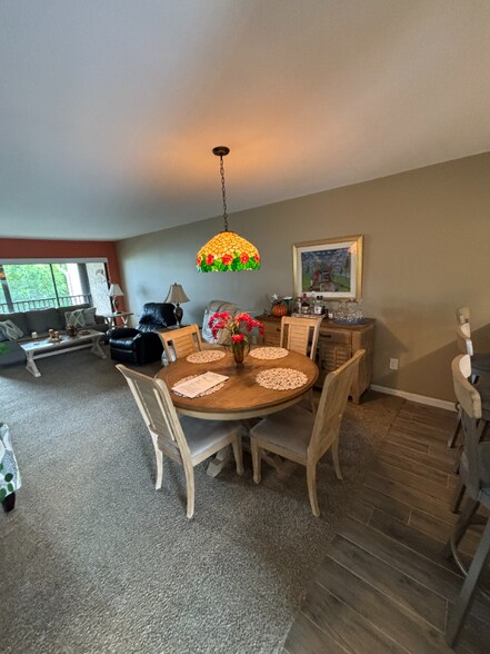 Building Photo - 1600 NE Dixie Hwy