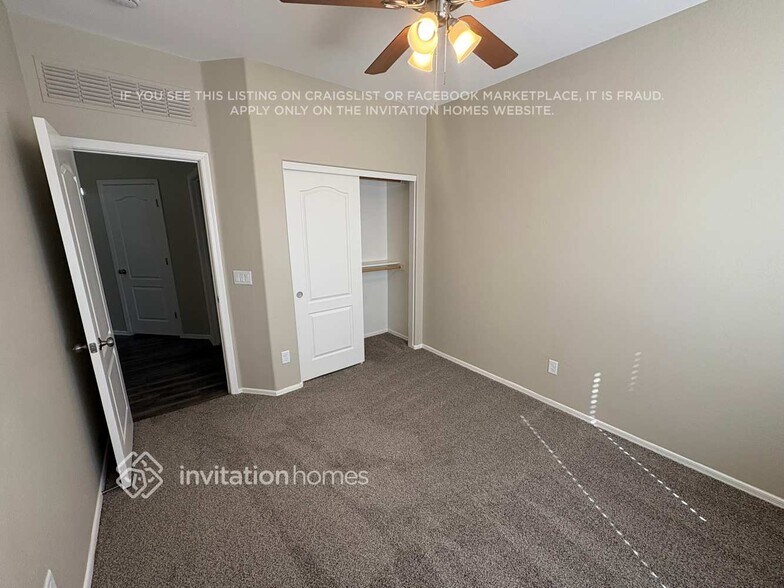 Building Photo - 12552 W Estero Ln