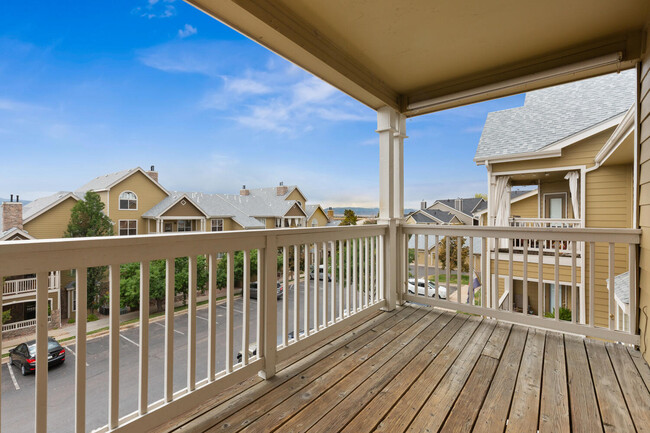 Building Photo - 6021 Castlegate Dr W
