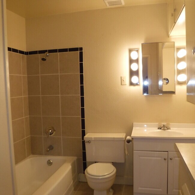 Building Photo - 626sw8