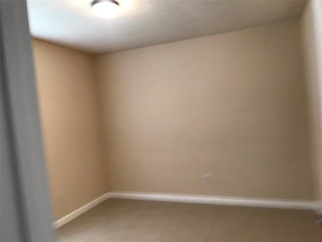 Building Photo - 1306 Wildgrove Dr