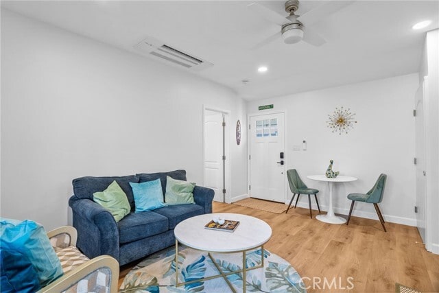 Building Photo - 426 Jacaranda Pl