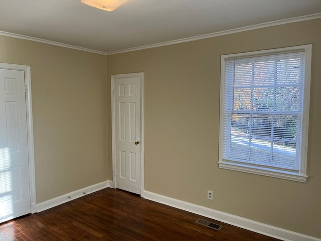 Building Photo - **ON HOLD**Near Ft. Benning. Columbus, GA 2 Bedroom / 1 Bathroom Home for Rent***