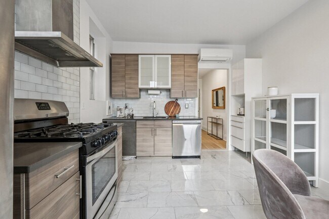 Building Photo - 97 Clifton Terrace