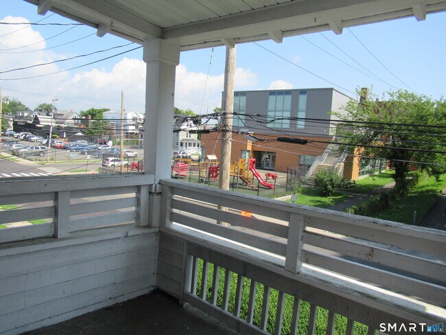 Building Photo - 81 Jetland St