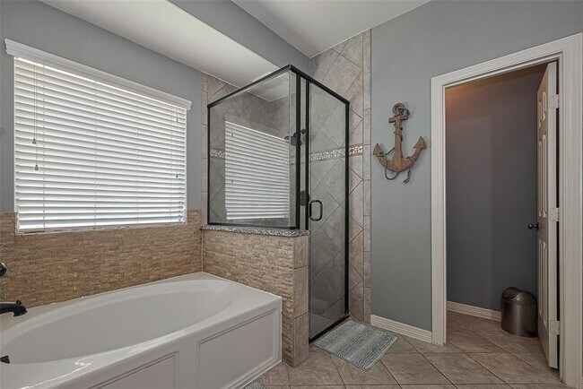 Building Photo - 6142 Harmony Park Lane