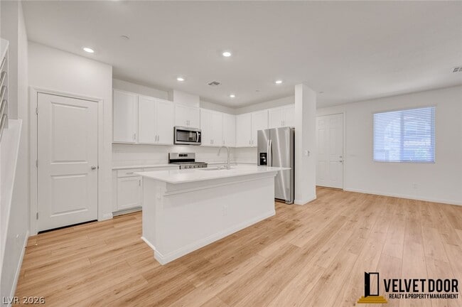 Building Photo - 2725 Luzzi Walk
