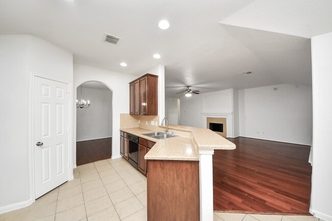 Building Photo - 2412 Appian Way