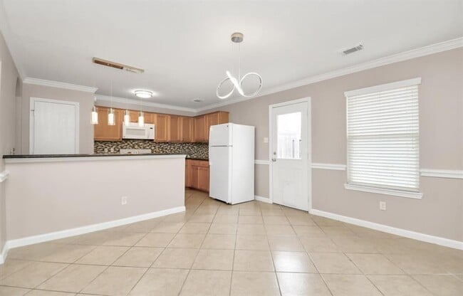 Building Photo - 12923 Abide Dr
