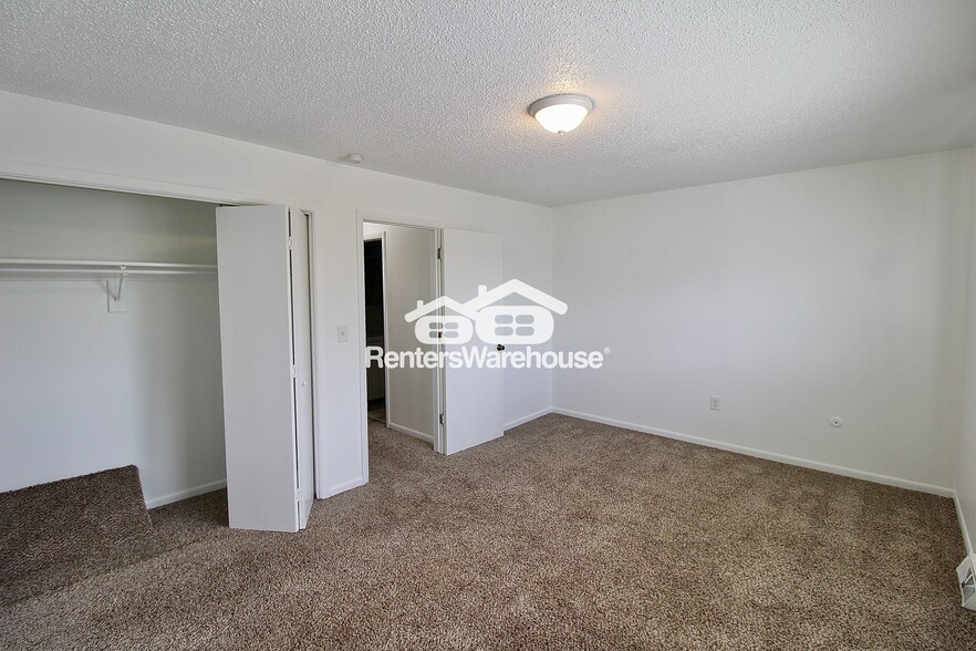 Building Photo - 85 S 18th Ave