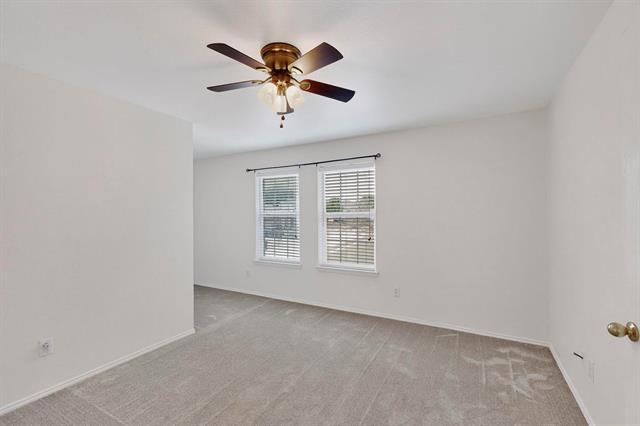 Building Photo - 415 Hidden Ridge Dr