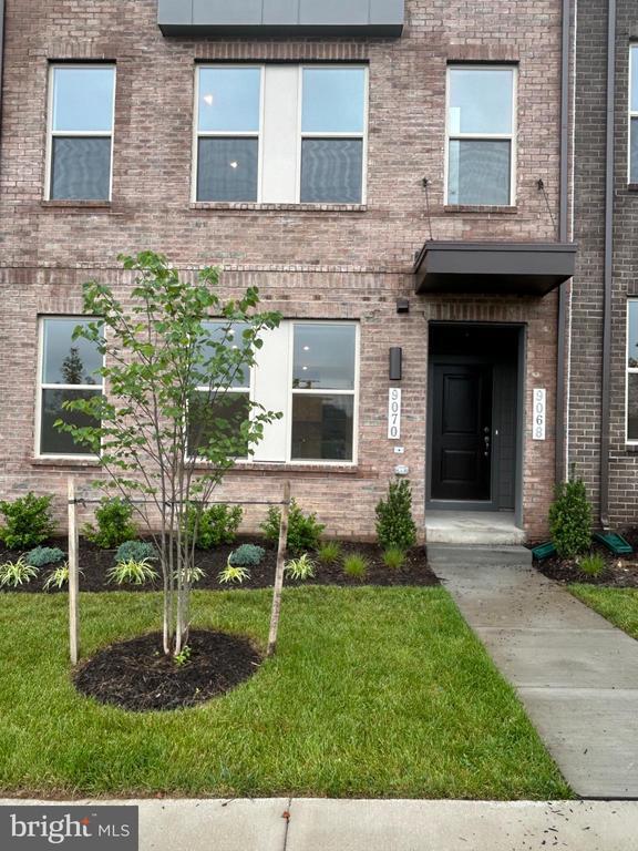 Building Photo - 9070 Katherine Johnson Ave