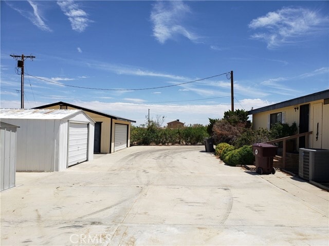 Building Photo - 74976 Aladdin Dr