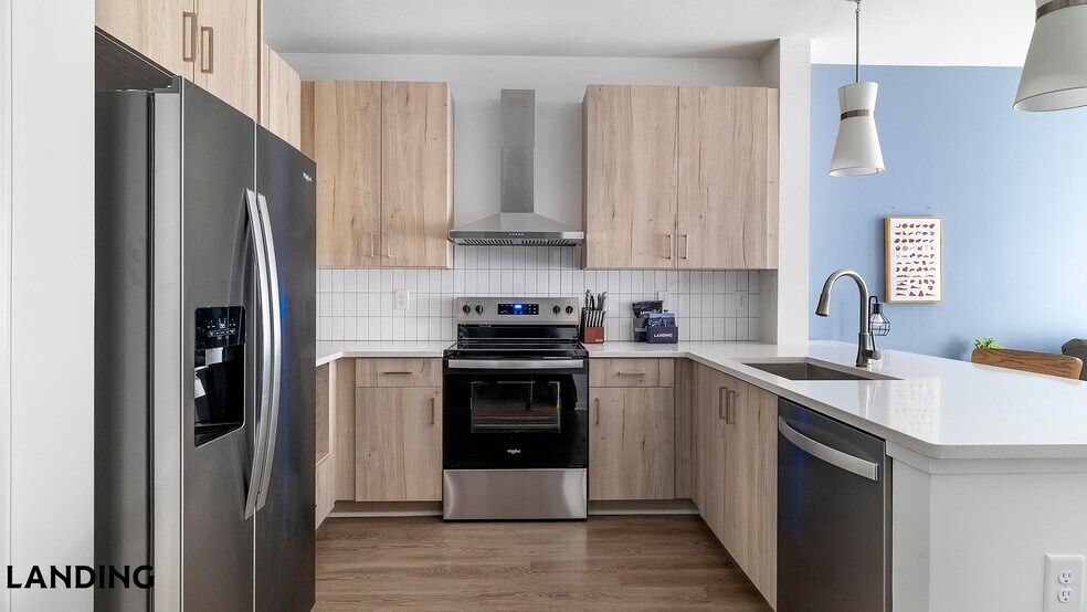 Building Photo - 2800 Milan Ct