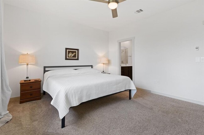 Building Photo - 7713 Lowenfield Dr