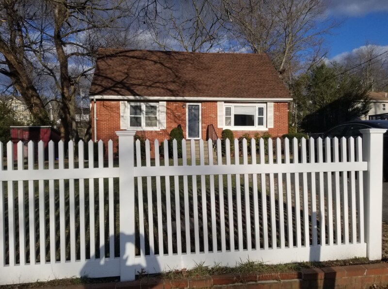 Building Photo - 81 Maranda St