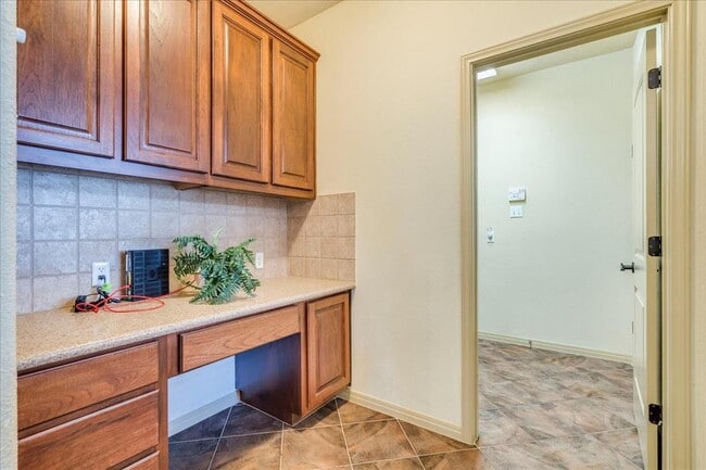 Building Photo - 14100 Avery Ranch Blvd