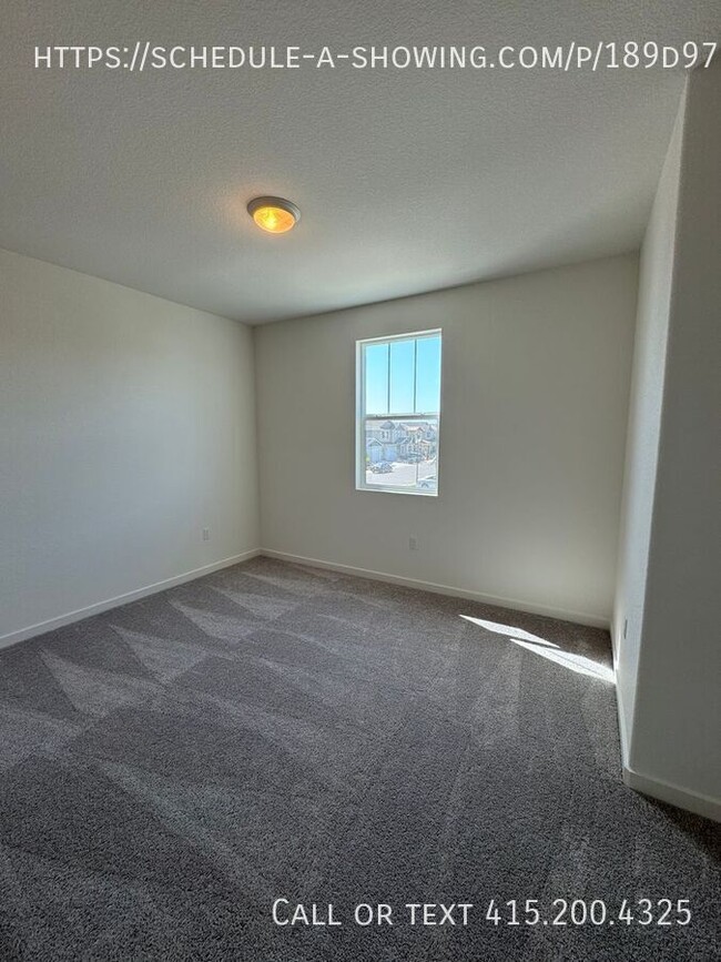 Building Photo - 5339 Shenandoah Vly Ln