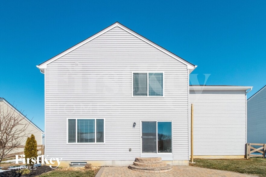 Building Photo - 2131 Picketside Dr