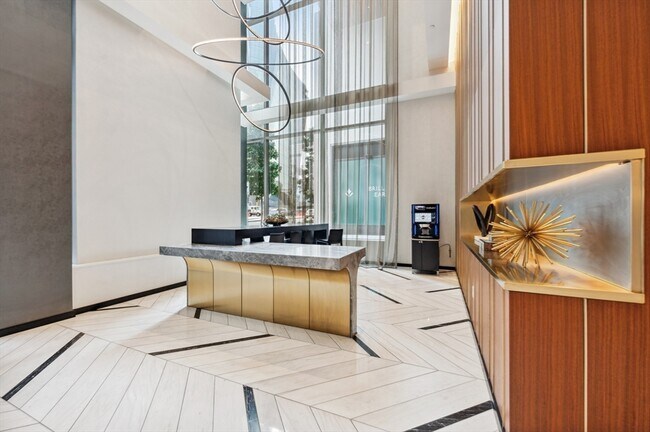 Building Photo - 135 Seaport Blvd