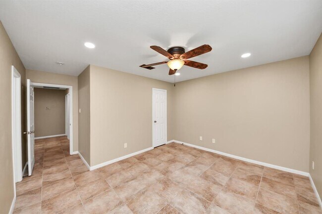Building Photo - 4106 Falling Trace Ln