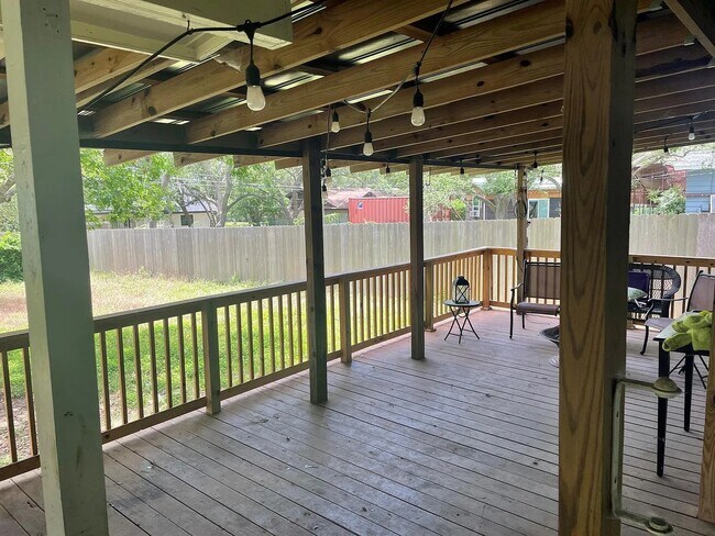 Rear Porch - 605 Dale Dr