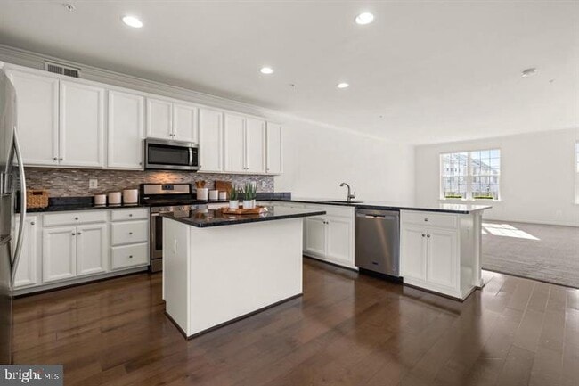Building Photo - 7808 Taggart Ct