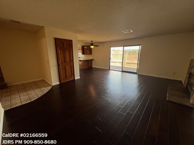 Building Photo - Lancaster 4 Bedroom Home