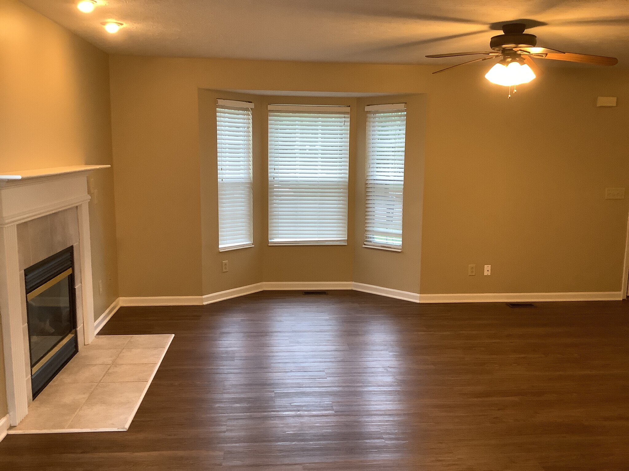 Building Photo - 6493 Lorinda Dr