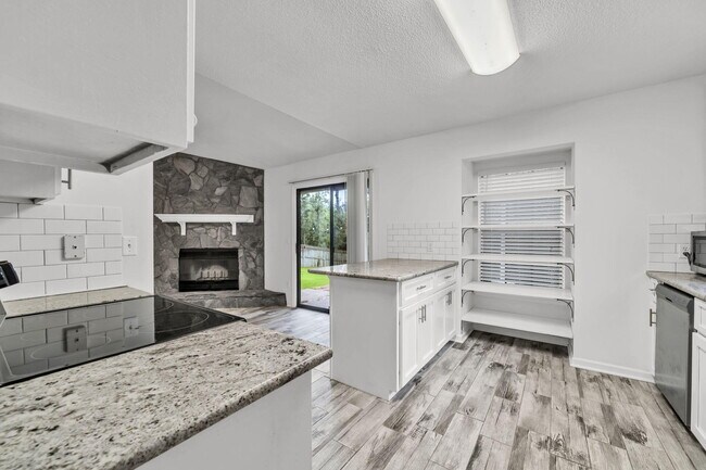 Building Photo - 1237 Rhonda Dr