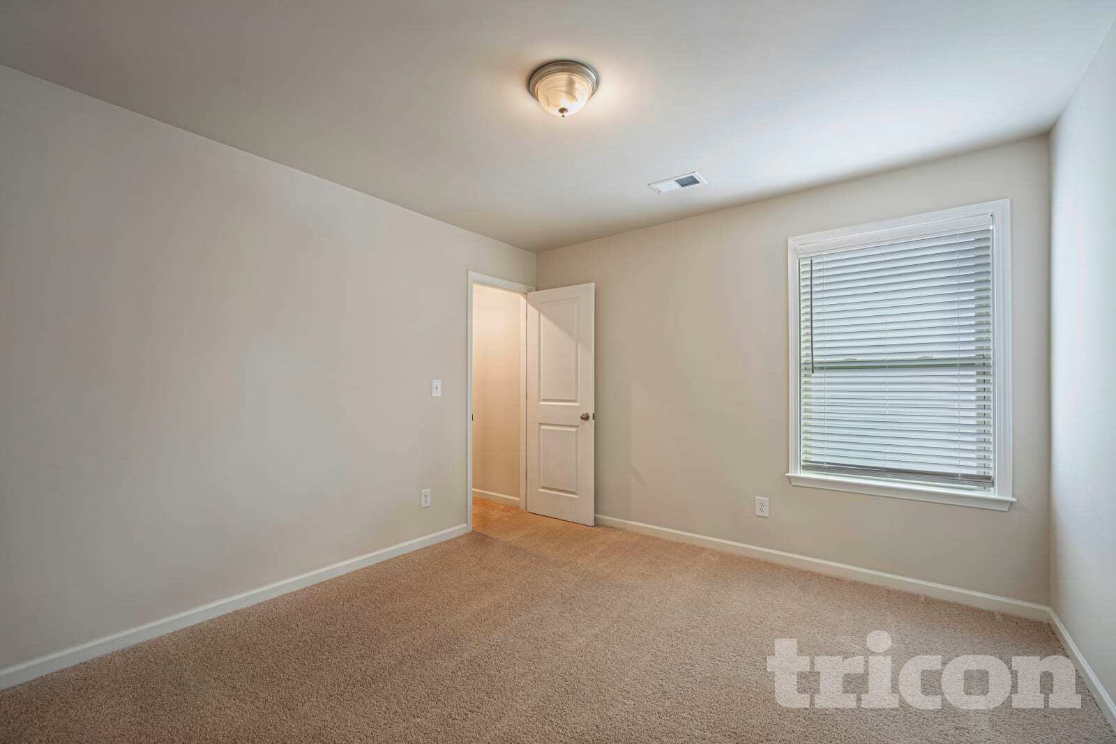 Building Photo - 210 Margrave Dr